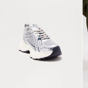 Stylish Gray and White Sneakers